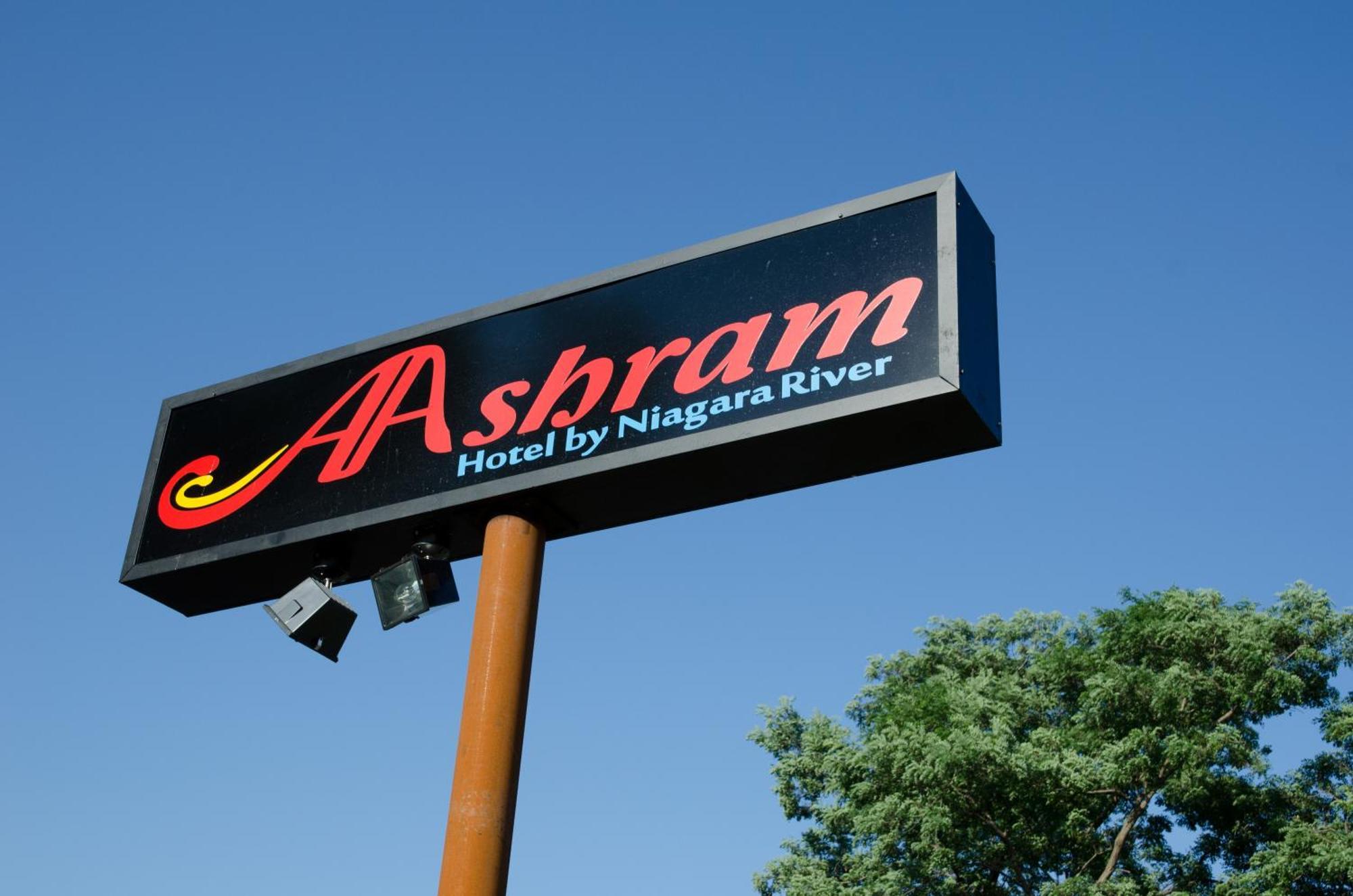 Aashram Hotel By Niagara River Niagara Falls Exteriér fotografie