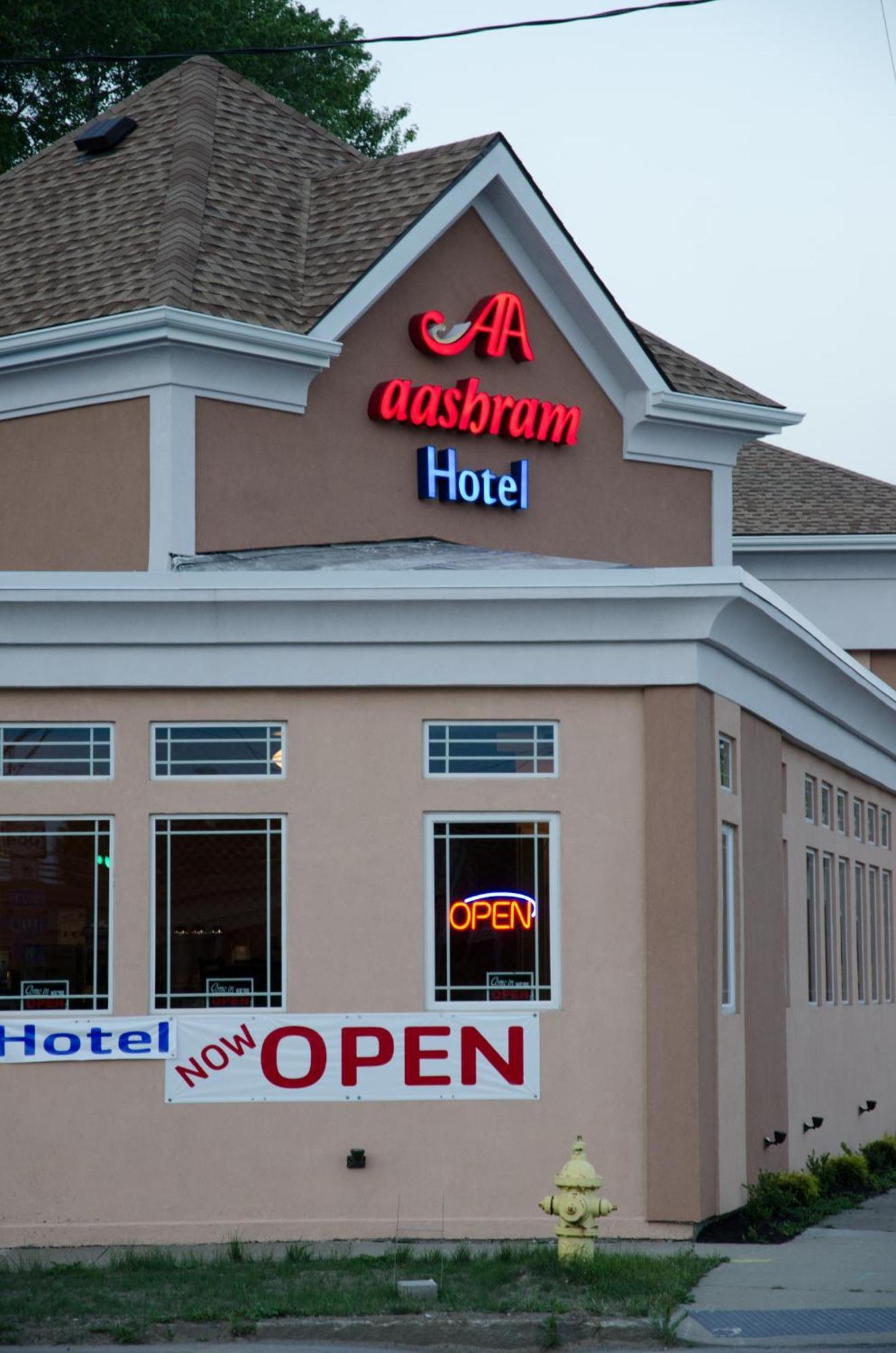 Aashram Hotel By Niagara River Niagara Falls Exteriér fotografie